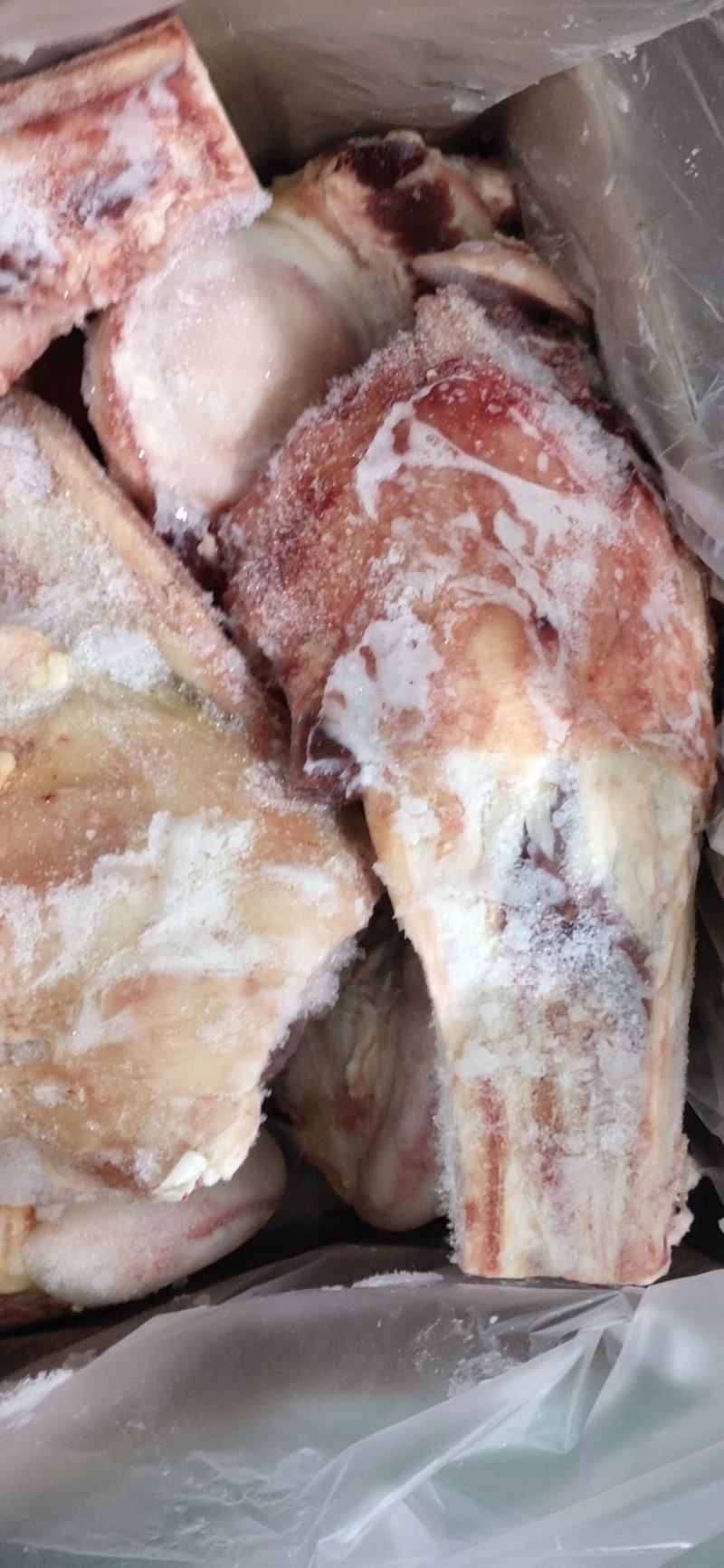 带肉带筋鲜牛棒骨