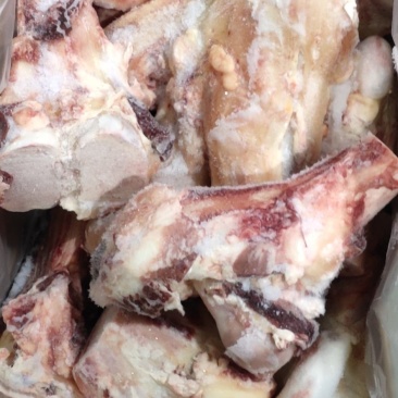 带肉带筋鲜牛棒骨