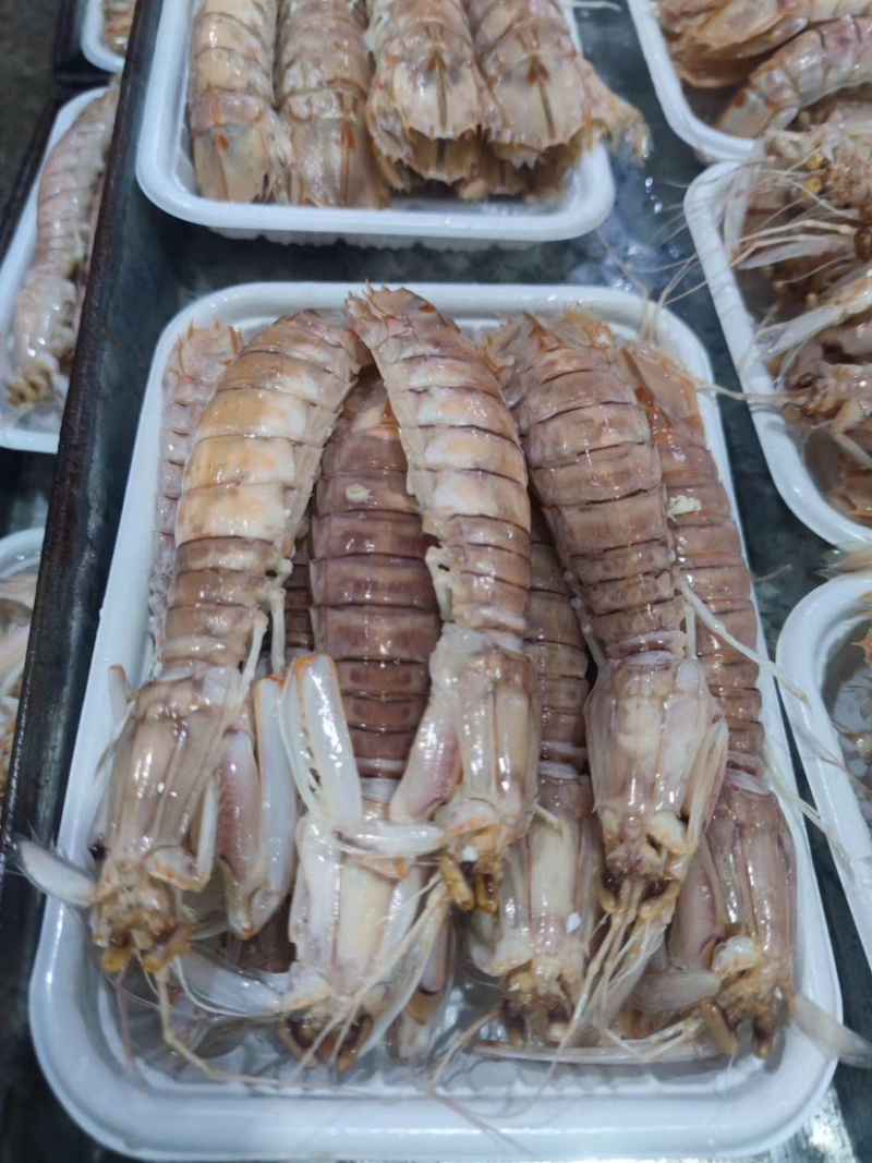 熟冻皮皮虾、虾爬子、肉质饱满、口感上乘、适合餐饮行业。