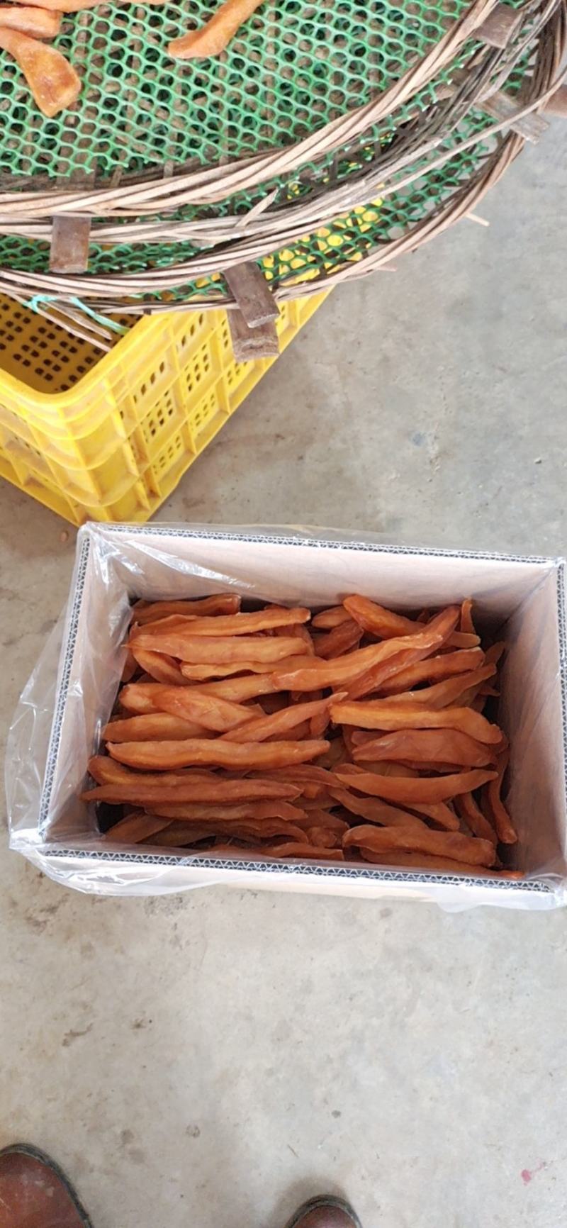 倒蒸红薯干软香糯甘甜老人大人小孩都喜欢吃