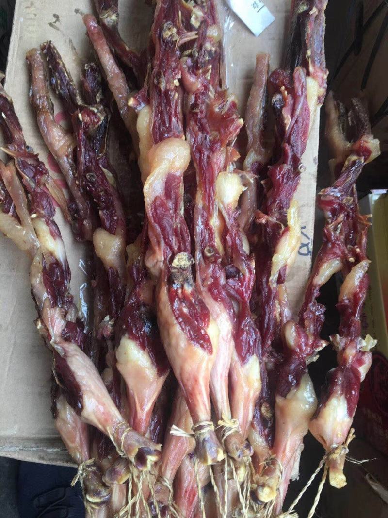 广式风味腊鸭条光滑红润煲仔饭腊肉干货糖酒味美瘦而不柴