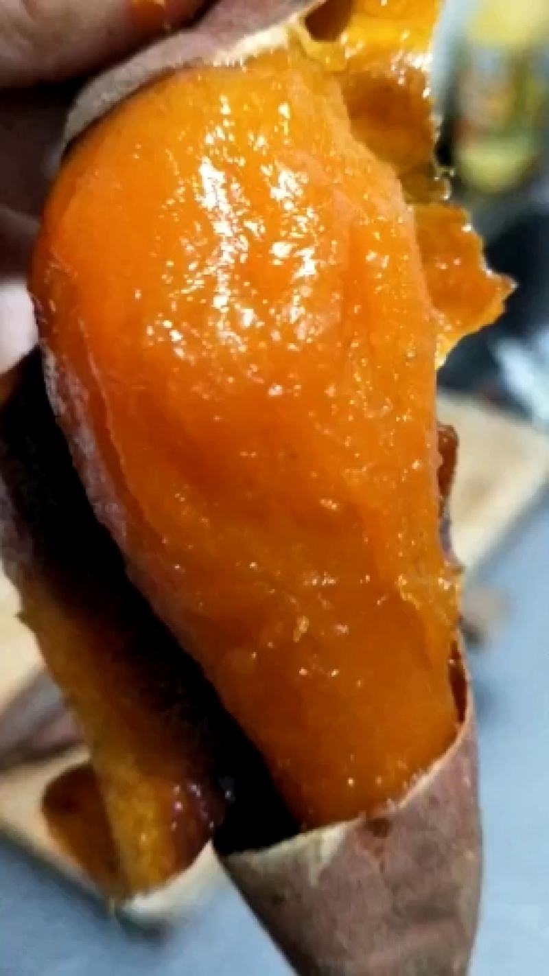 山东烟薯25大量出售，红皮红心超软甜糯可视频看货