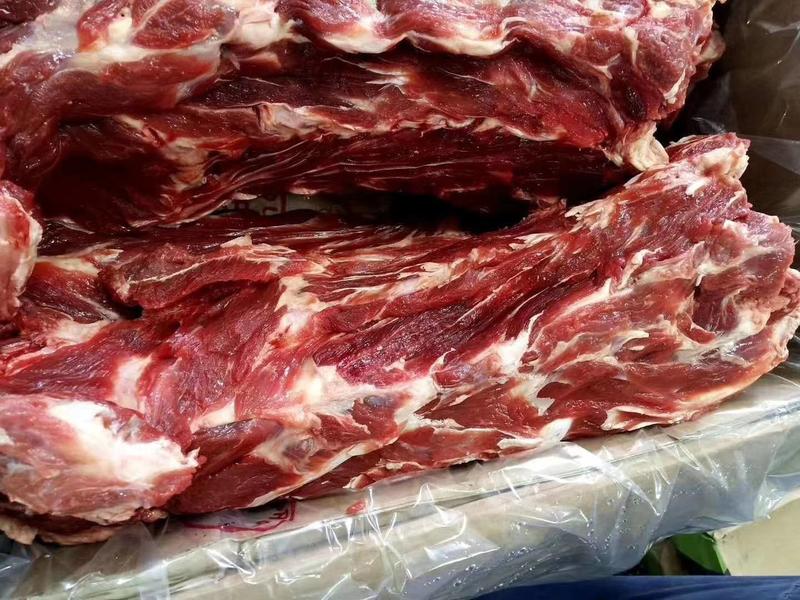 满肉牛脖骨质量保证肉满满价格实惠