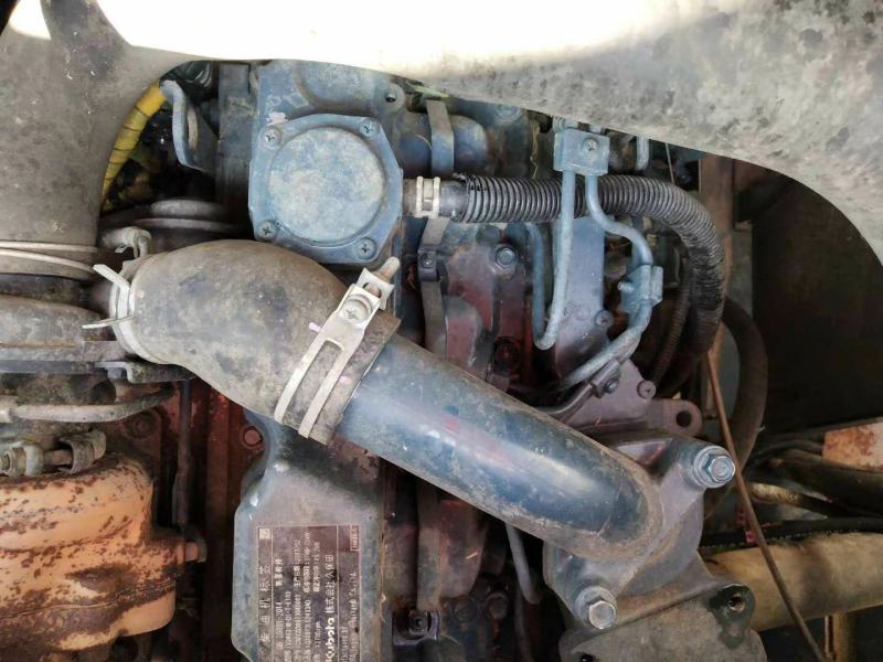 18年上牌使用全车无焊点变速箱保养过发动机无极泵没动