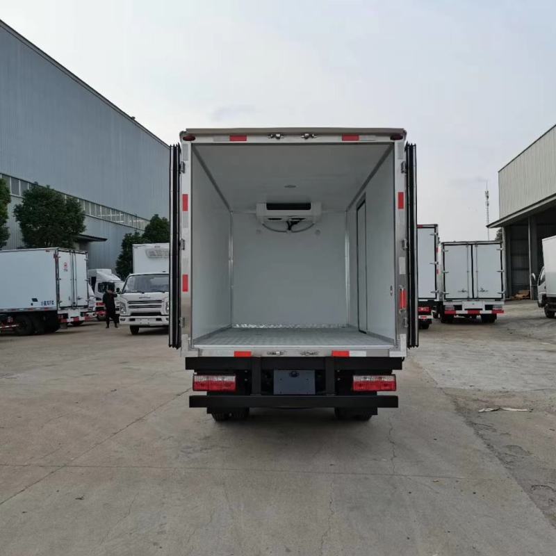 低价出售江淮康玲J3冷藏车