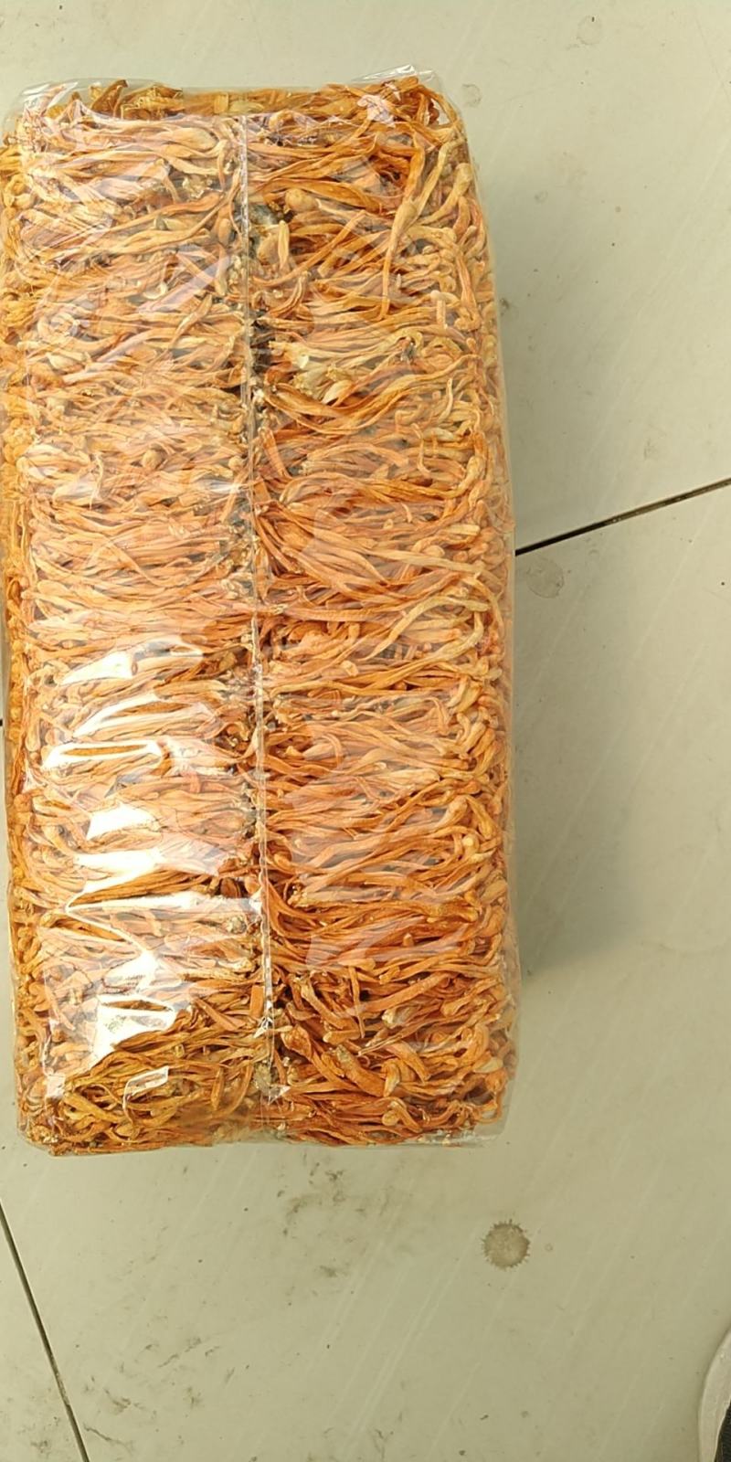 地道内蒙无硫虫草花，常年现货供应，手工精造，质好价优。