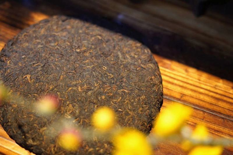 2018年古树料发酵布朗高山普洱茶熟茶357g