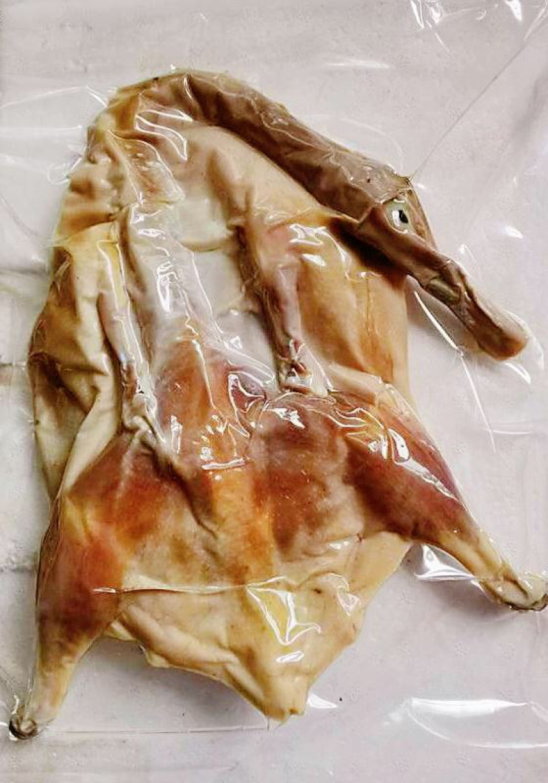 洪湖腊鸭酒店家庭好食材洪湖特产农家风味，馈赠佳品