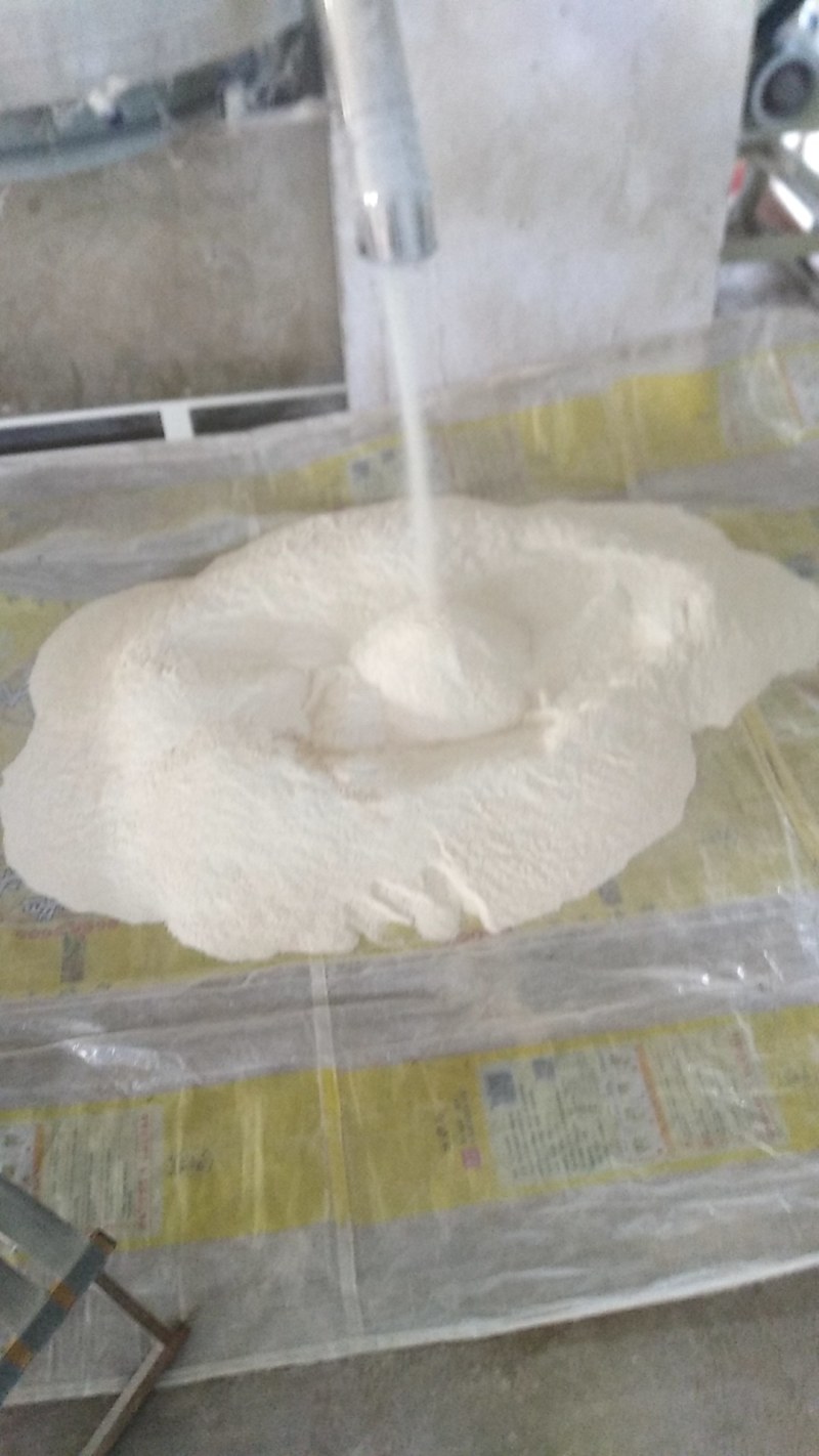 春小麦面粉，麦香味重，筋道，无任何添加剂