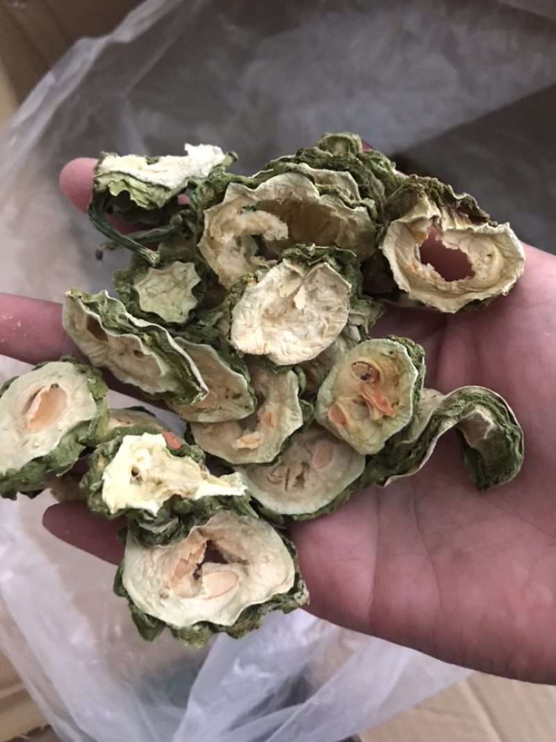 苦瓜苦瓜片苦瓜干实拍过筛货苦瓜片茶广西