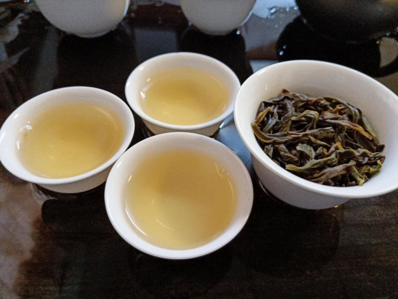 潮州凤凰山鸭屎香单丛茶茶礼礼盒一提两罐配袋