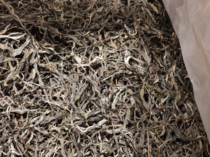 2020年【秋茶首批次】坝糯古树藤条茶散料生茶