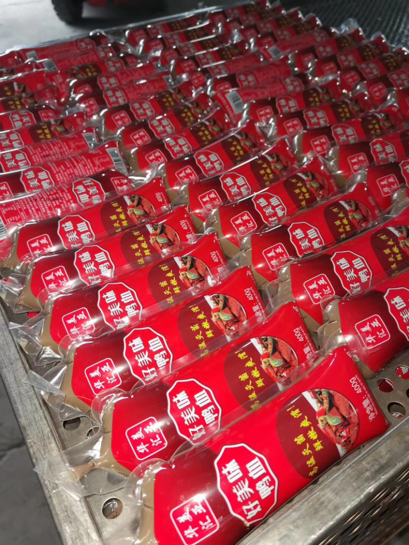300克盒装，华汇鸭血，厂家直销，品质保证！