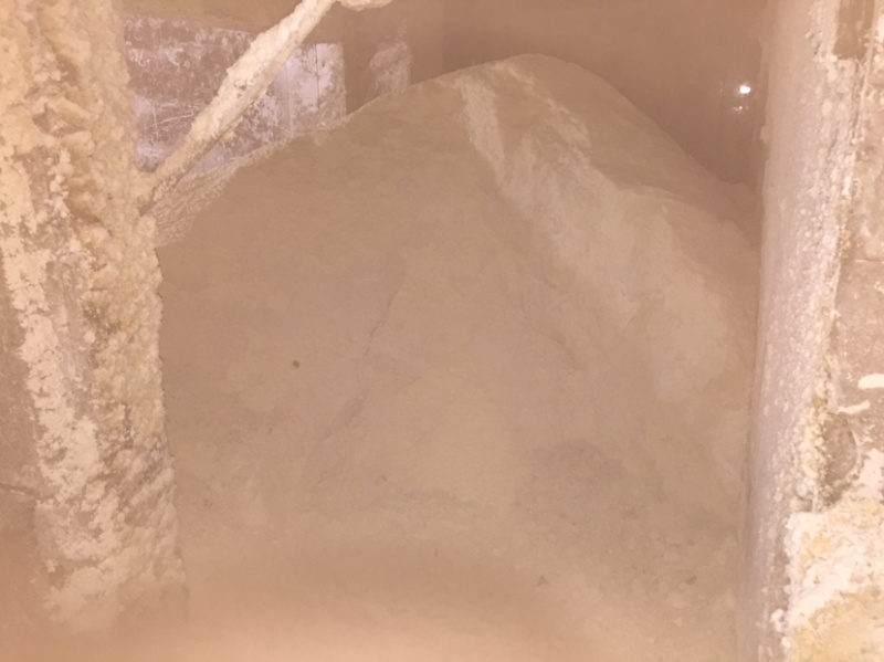 新鲜豆腐渣，干度保证，保质保量。长期有货，欢迎选购。