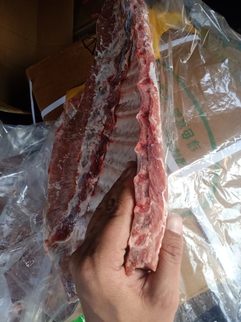 欢迎老板砸单！国产精肋排，颜色好…质量稳定一手货源