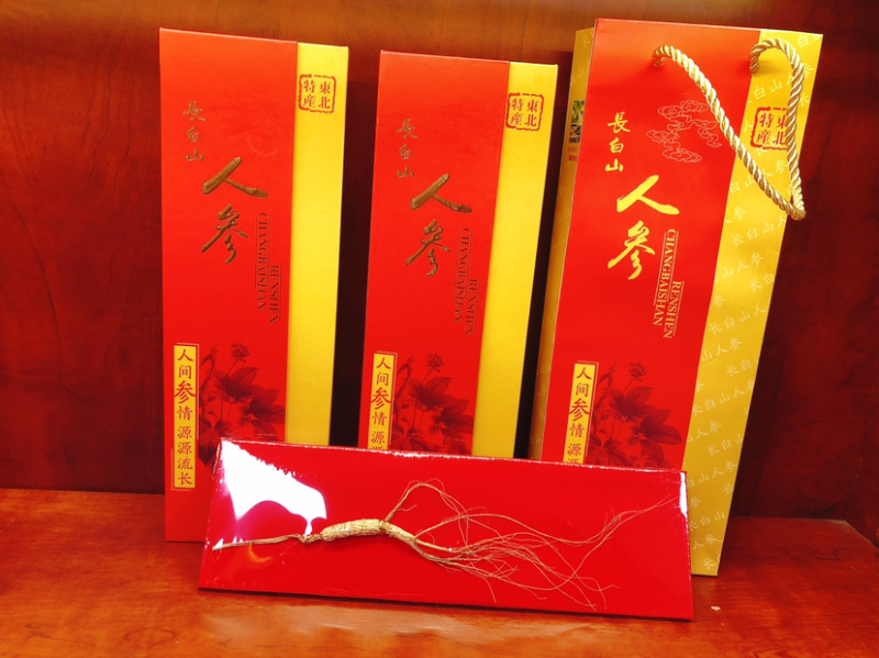林下参单支装礼盒，配手拎兜
