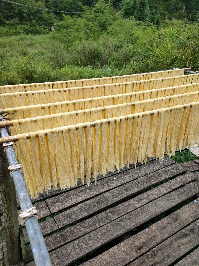 农村山泉水纯手工纯黄豆腐竹，无添加，广东省内包邮