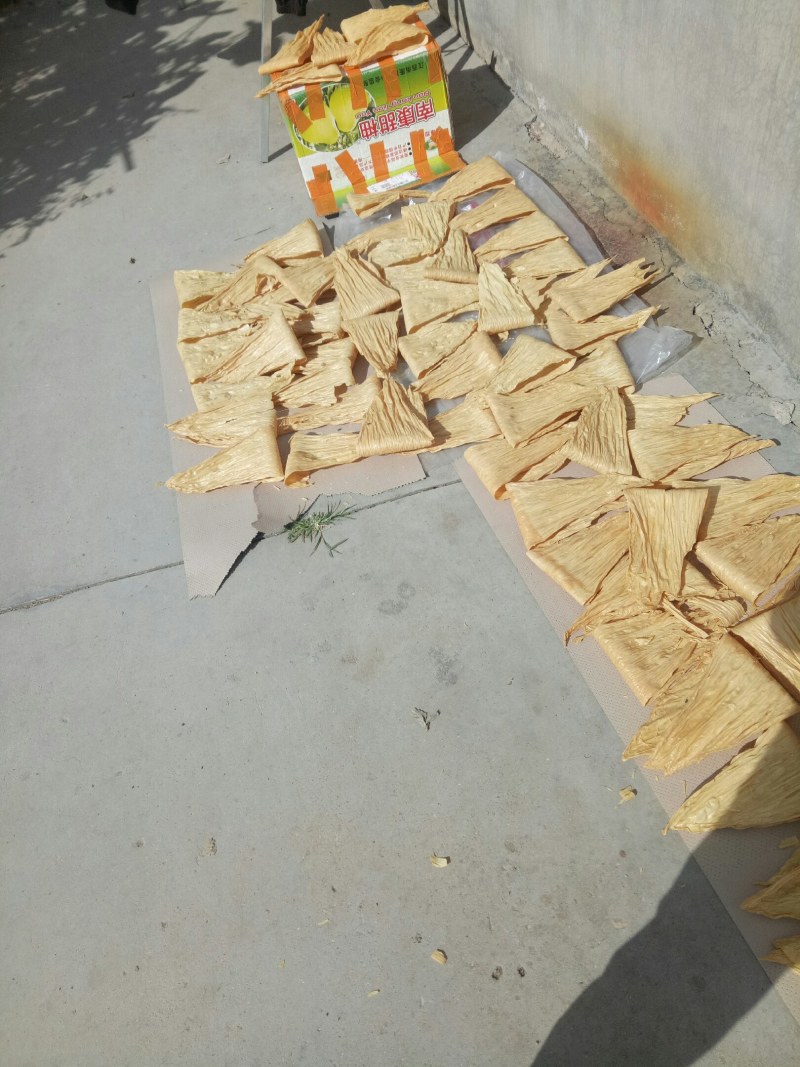 纯手工制作的鱼丝！纯手工制作的腐竹