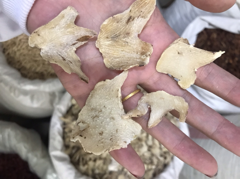白芨正品白芨个三叉白芨白芨片干货保庆白及