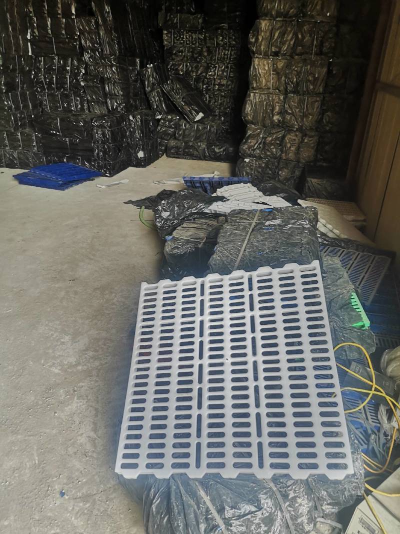 羊漏粪板食槽羊漏粪板水碗厂家直销