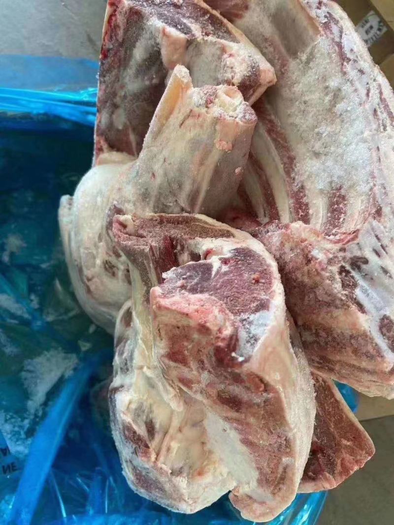 大羊六分体，炖锅，剔肉都合适，欢迎电联系询价