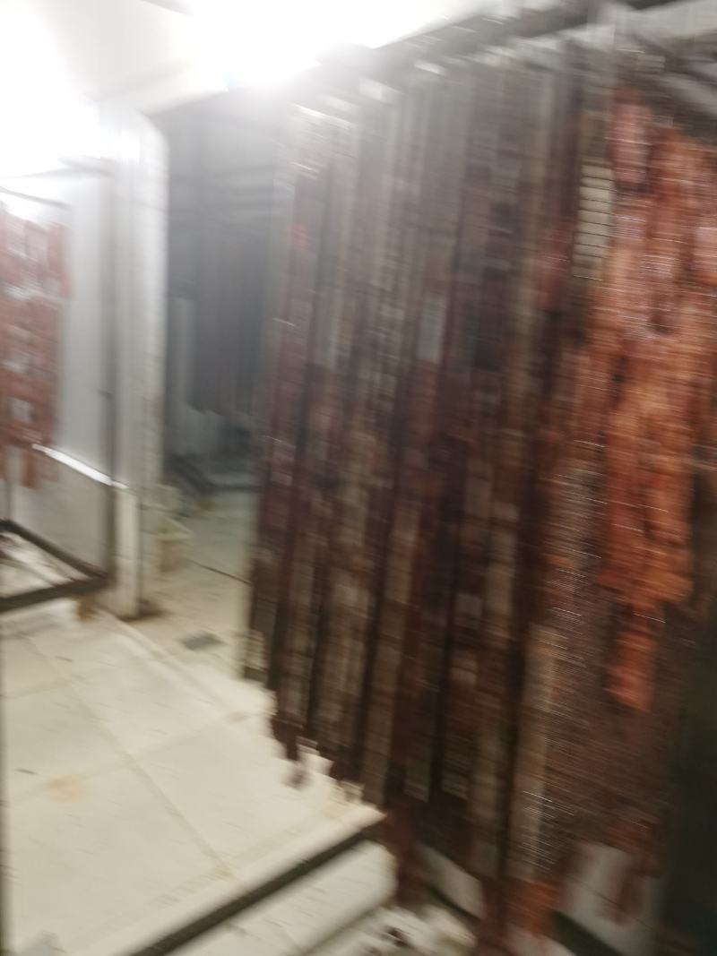 大块肉，牛肉干，猪肉干，鸭风干，腊肉，正宗牛肉。厂家直销
