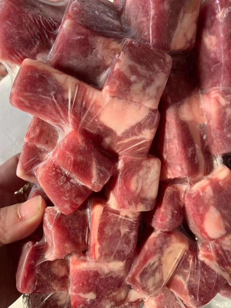 牛肉粒不碎不散瘦度高现货供应烧烤必备