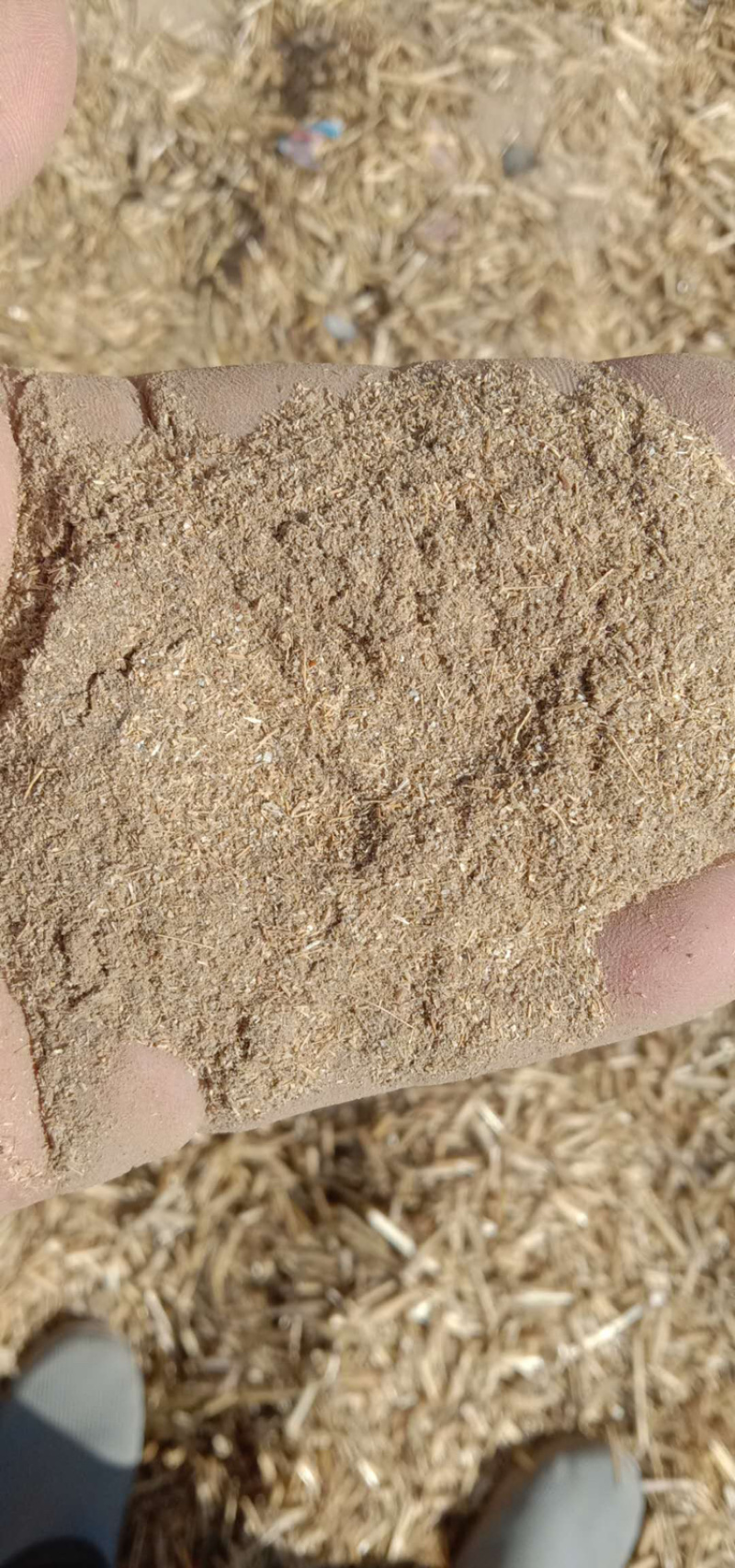各种精品花生秧，纯麦糠，盖笋糠灰，麦毛，等