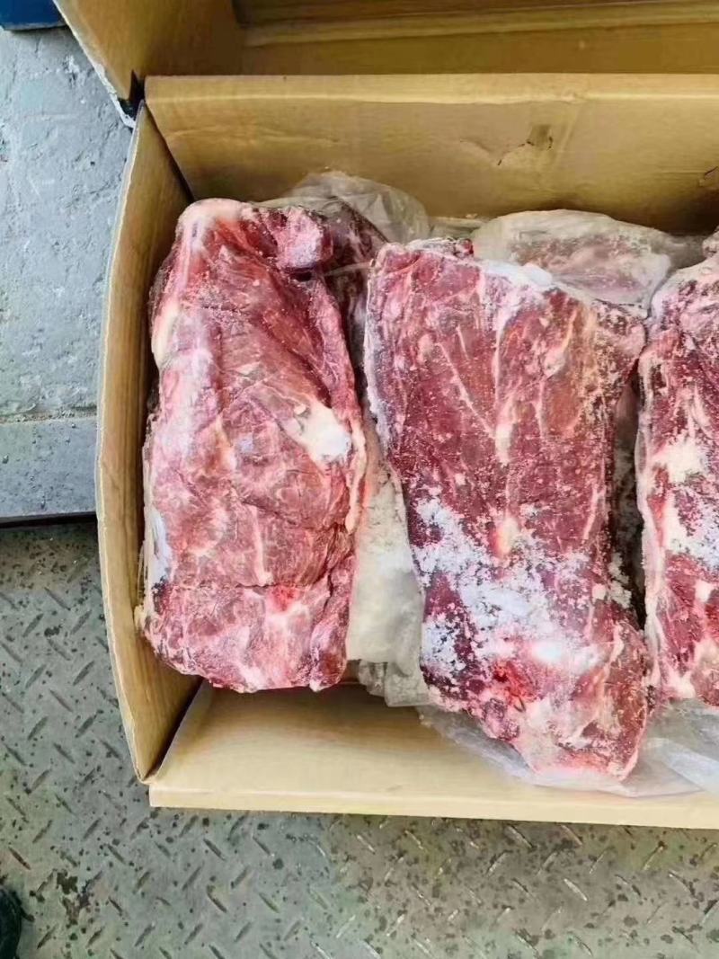 精品-牛脖骨，满肉牛脖骨，全国市场发货，可常年供应