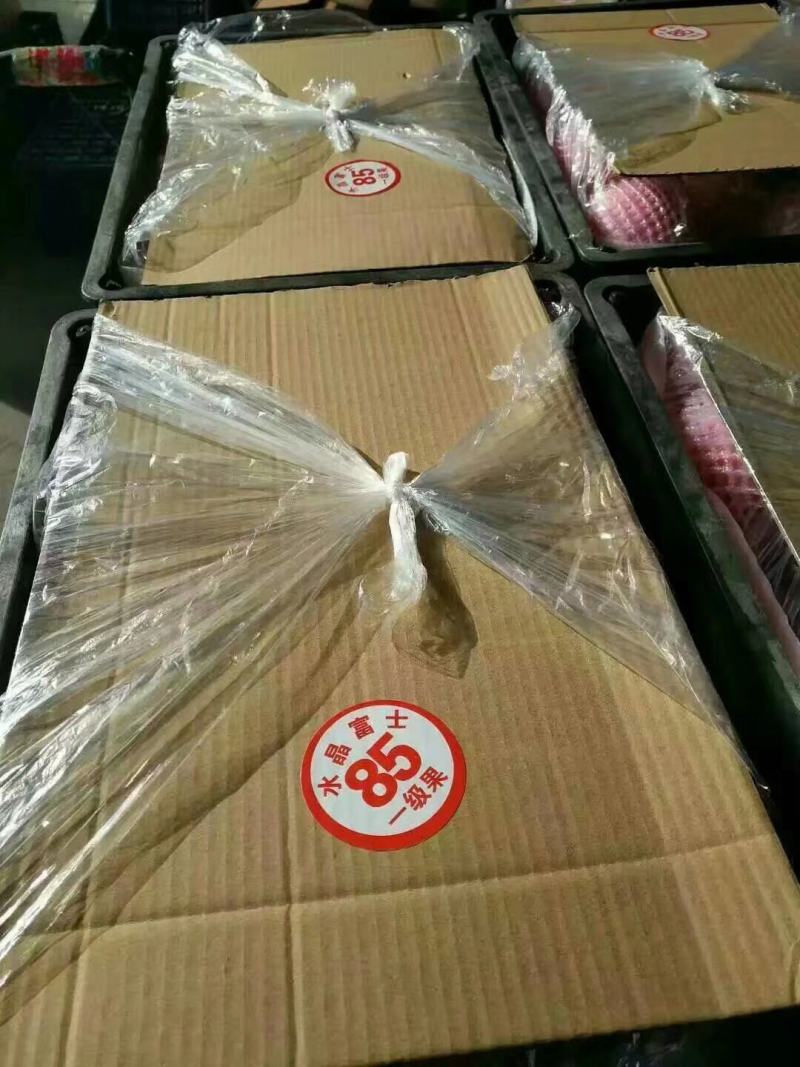 红富士苹果新鲜上。存库的加品。条红苹果