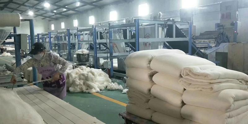 新疆棉花棉被褥包邮新疆棉被长绒棉基地直邮尺寸多大可定做