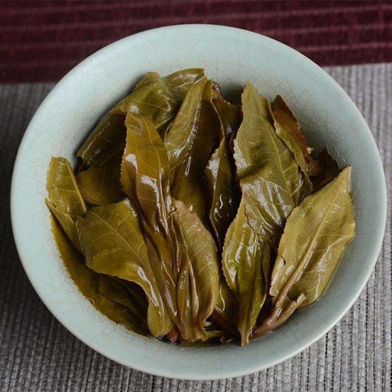 普洱生茶买一送一勐傣2017年古树茶云南普洱茶生茶饼