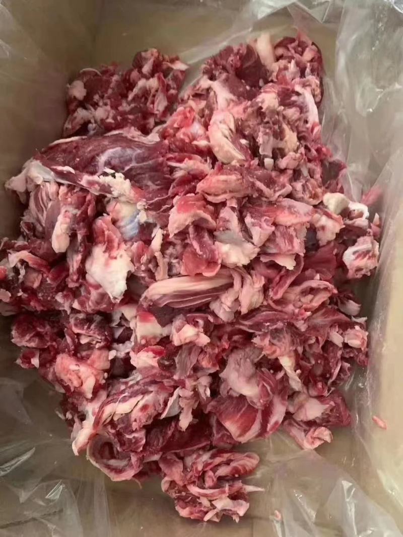 清真纯干牛碎肉价格不高，精选牛碎肉适用于饺馅，烧烤，烤肉
