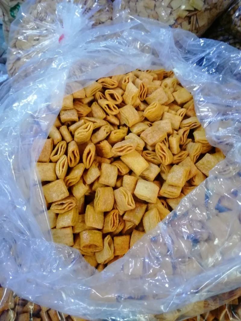 地锅脆片。厂家直销。**一手货源。量大从优，