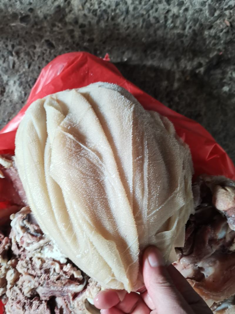 牛羊肉，牛羊杂，生鲜和半成品，7到9分熟，各种规格都有