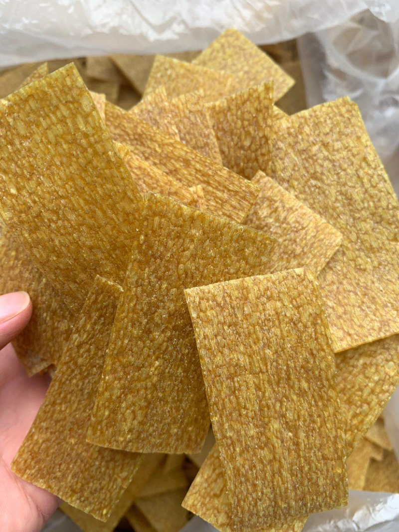 云南荞麦片苦荞酥膨化油炸小零食地摊跑量款儿时味道