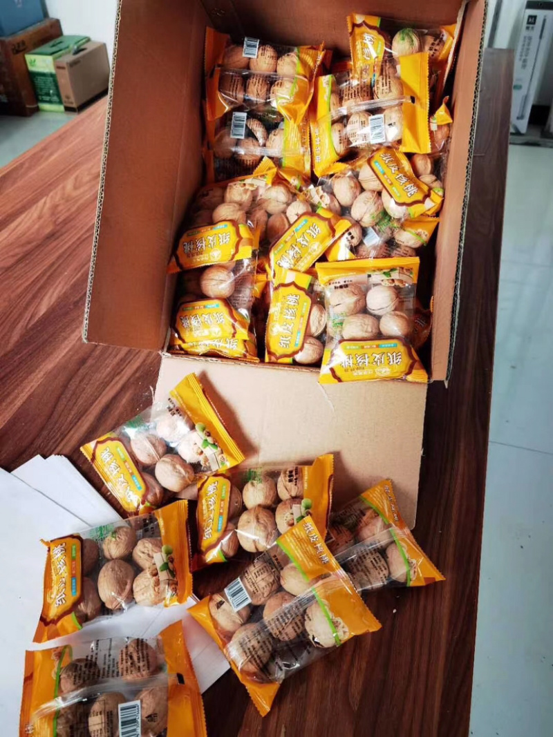 新疆阿克苏烘焙奶香味185纸皮核桃酥脆可口