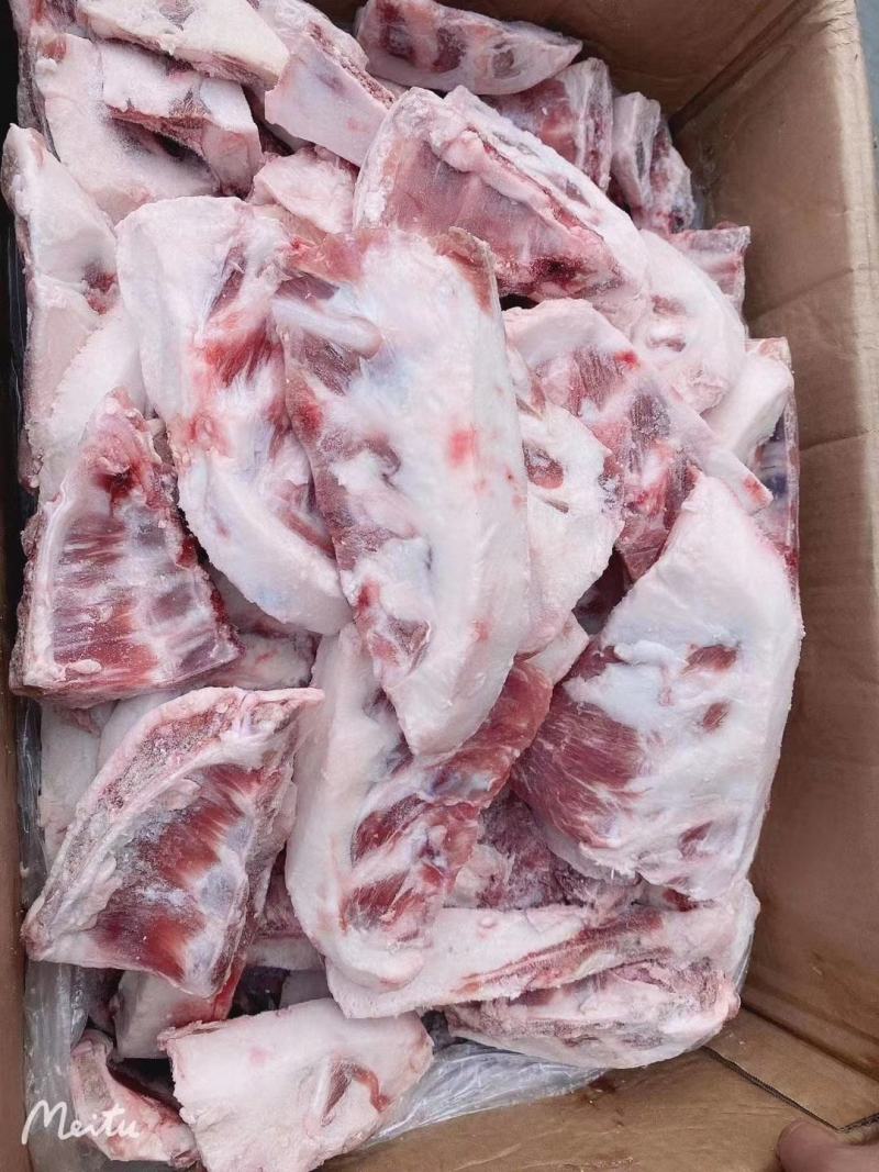 多肉羊胸口骨，羊三角排，40斤一件，适合红烧，酱烧