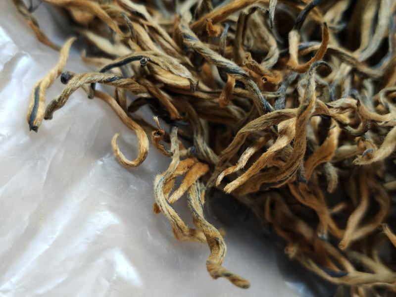 昌宁金丝红茶金豪披覆蜜糖香浓郁汤色金黄透亮