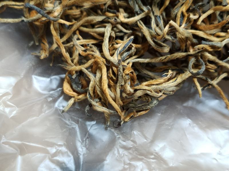 昌宁金丝红茶金豪披覆蜜糖香浓郁汤色金黄透亮