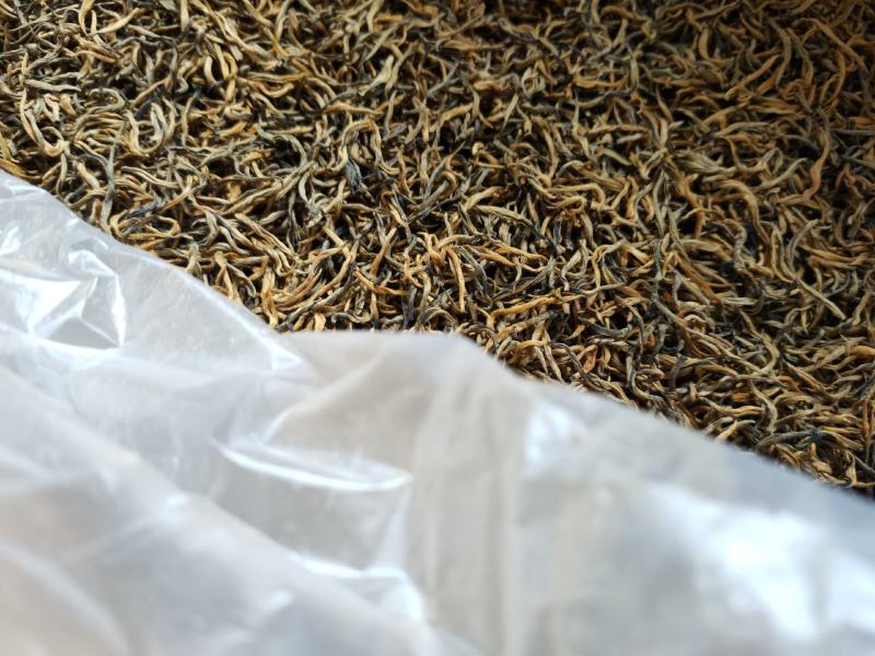 昌宁金丝红茶金豪披覆蜜糖香浓郁汤色金黄透亮