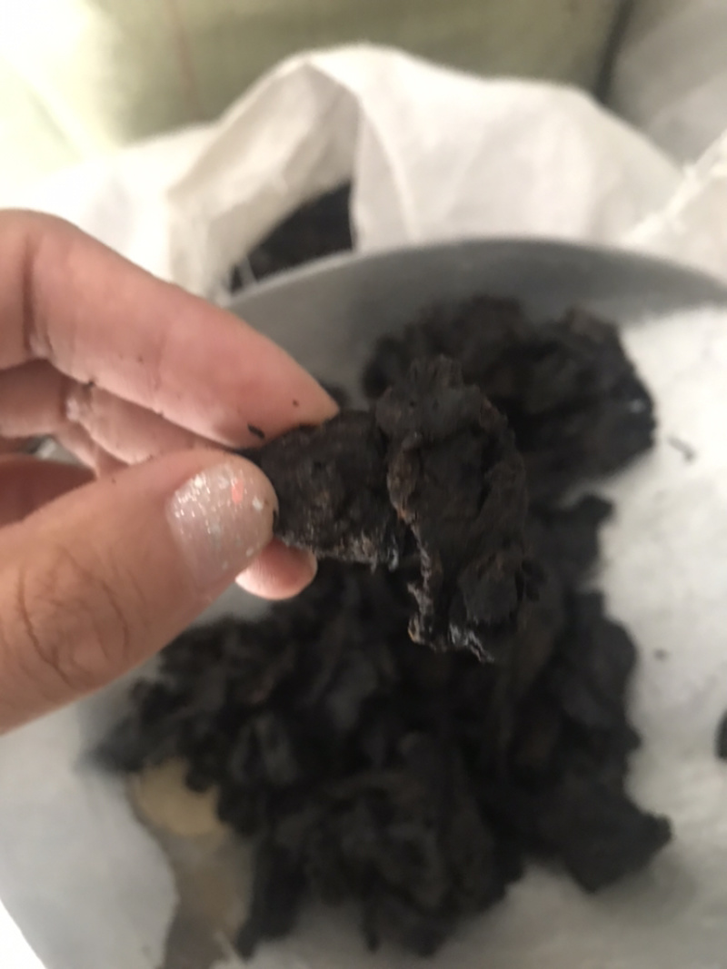 制黄精灸黄精保庆药业批发制黄精实物拍摄