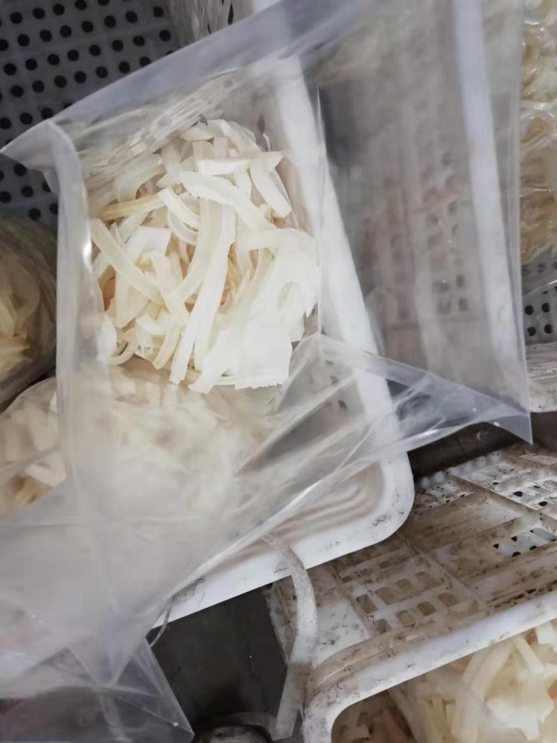 优质牛皮丝，真空包装，熟制产品，方便使用