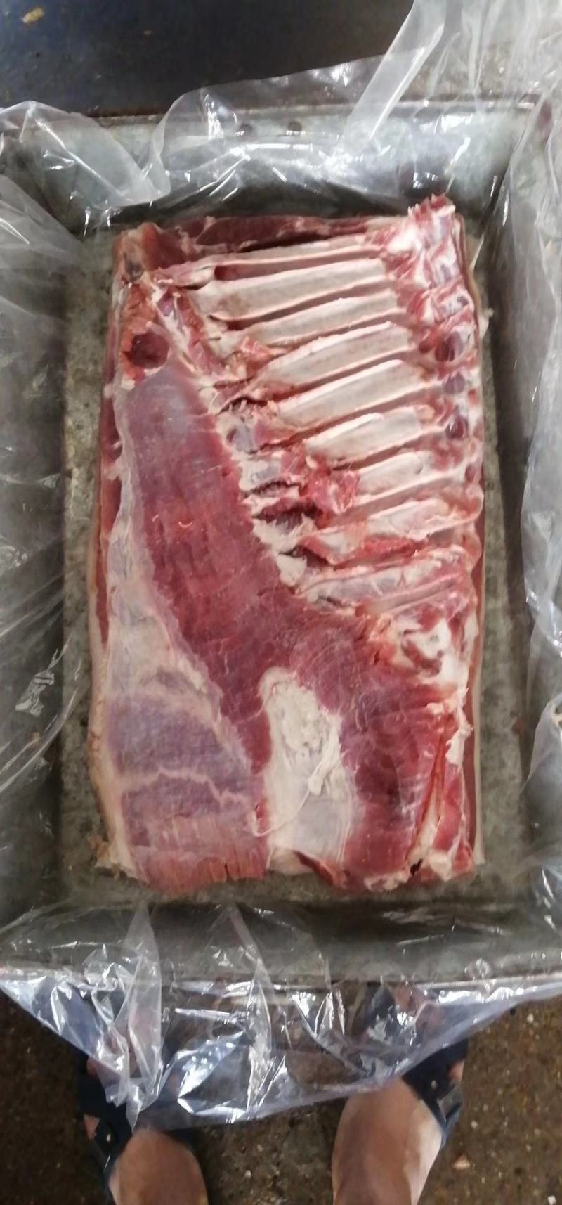 猪副产品挑骨新鲜五花肉