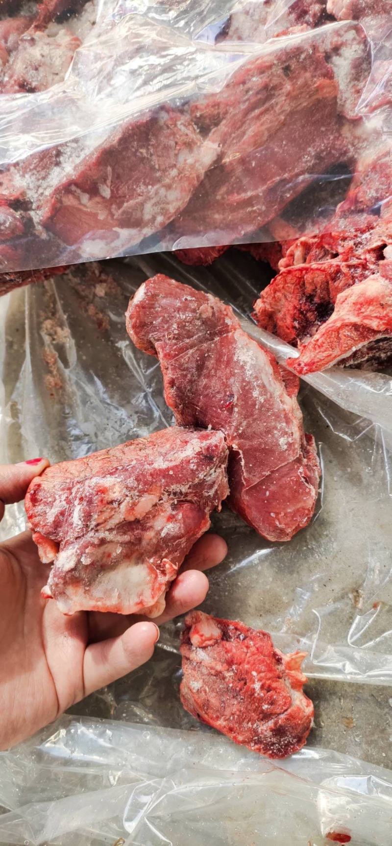 牛肉块五斤卷，五斤真空包装，牛头赘肉，都是整块的，