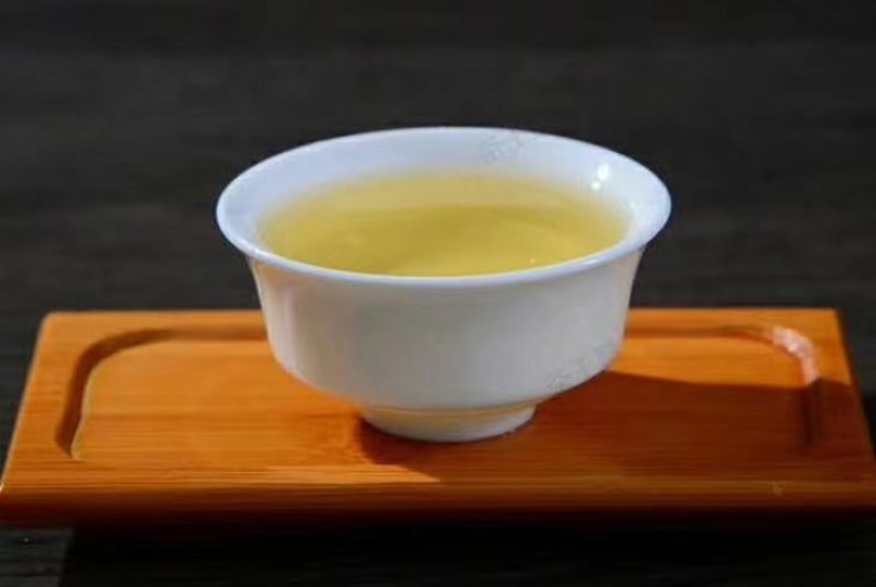 古树红茶滇红千年古树茶乌龙茶