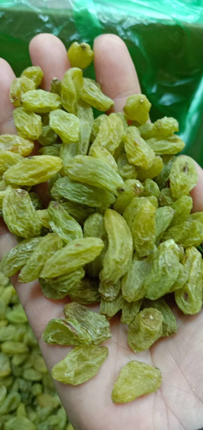 【精品推荐】优质葡萄干吐鲁番葡萄干中大颗粒全国批发一手货源