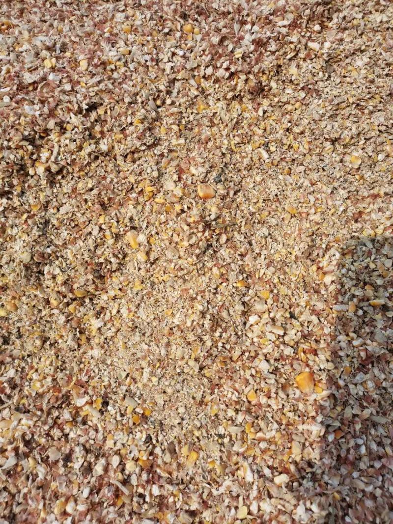 常年供应碎玉米碎小麦下脚料豆泊小料适合各种鸡鸭牛羊鹅喂养
