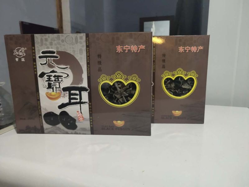 正宗东北木耳，口感怎么样吃过都知道，色黑肉厚，好！！！