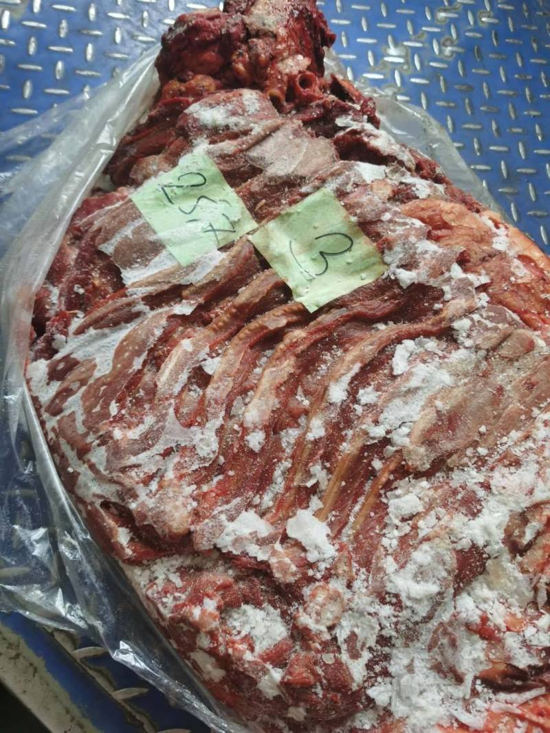 蒙古正关马肉，冻品马肉，超码四分体带腱子